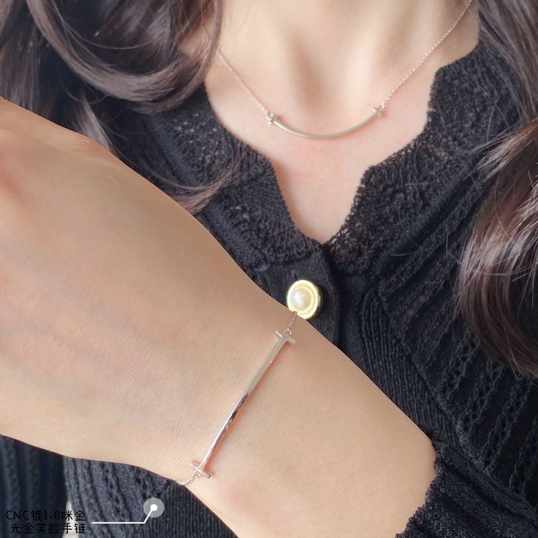 Tiff Smile Bracelet