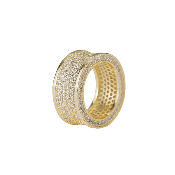 18K Gold Circle Diamonds Ring