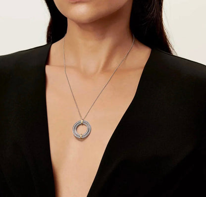 Tiff Edge Circle Diamond Pendant Necklace
