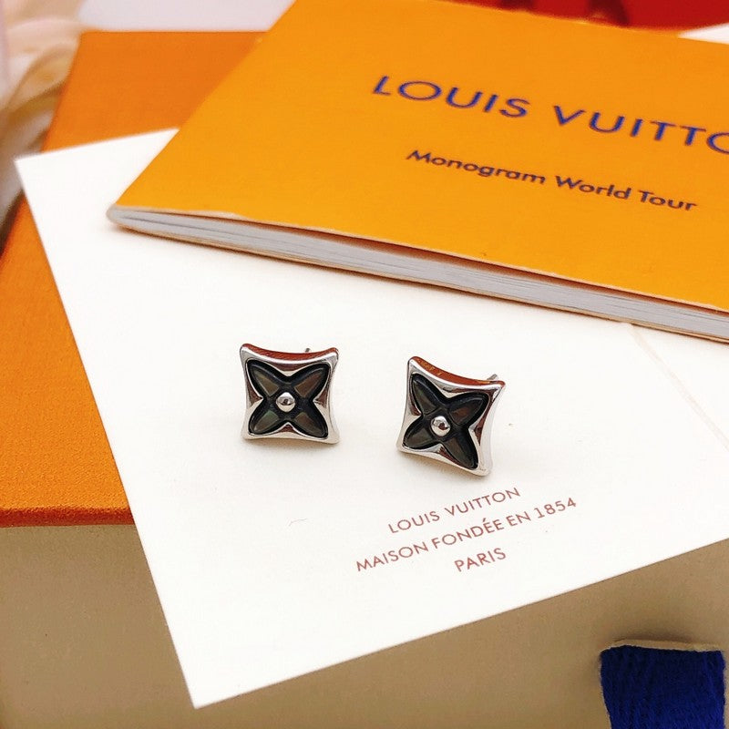 Louis Blossom Gold Earrings