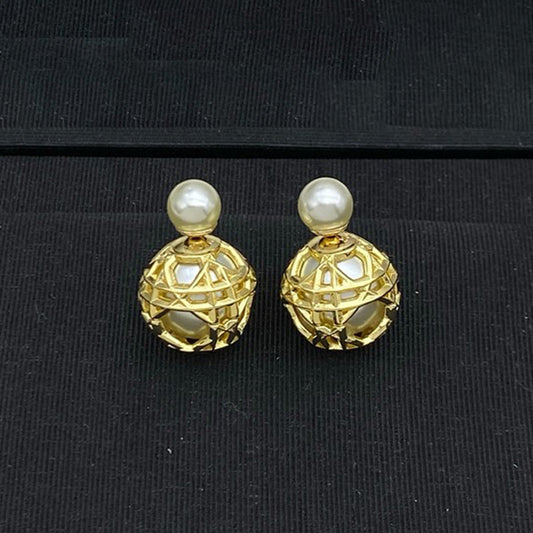 CD Tribales Pearl Gold Earrings