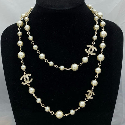 CC Pearl Long Necklace