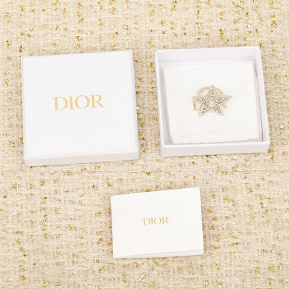 CD Star Diamond Brooch