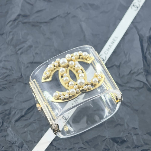 CC Pearl Resin Bracelet