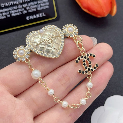 CC Pearl Heart Chain Brooch