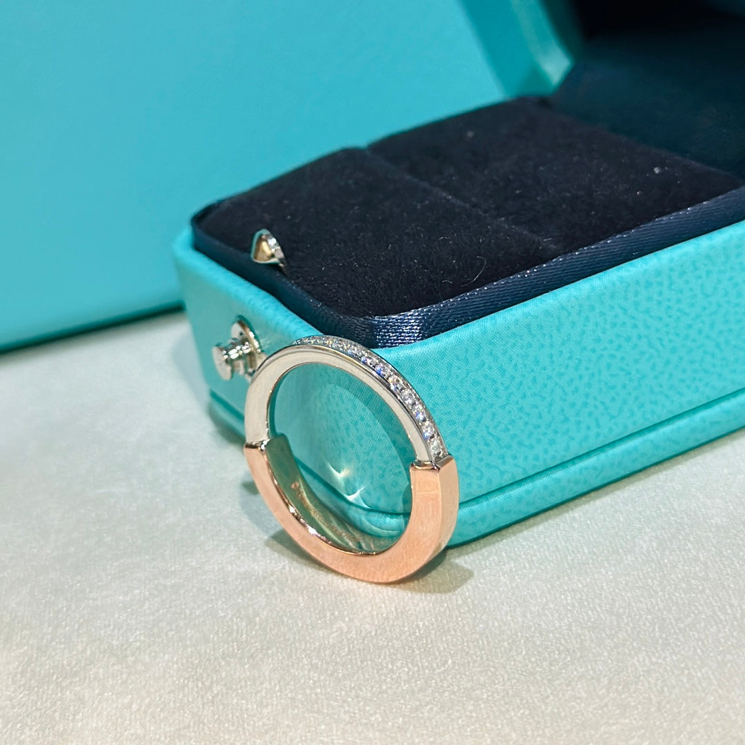 Tiff Lock Diamond Rose Gold Ring