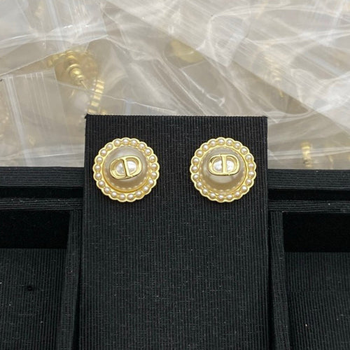 CD Pearl Round Earrings