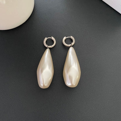 BB Long Pearl Earrings