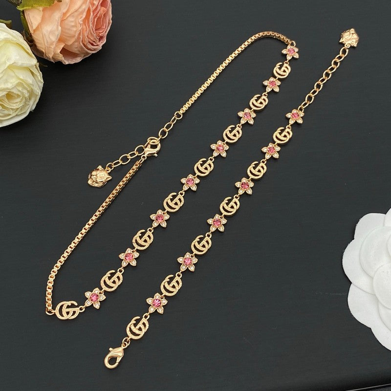 GG Interlocking G Pink Flower Bracelet