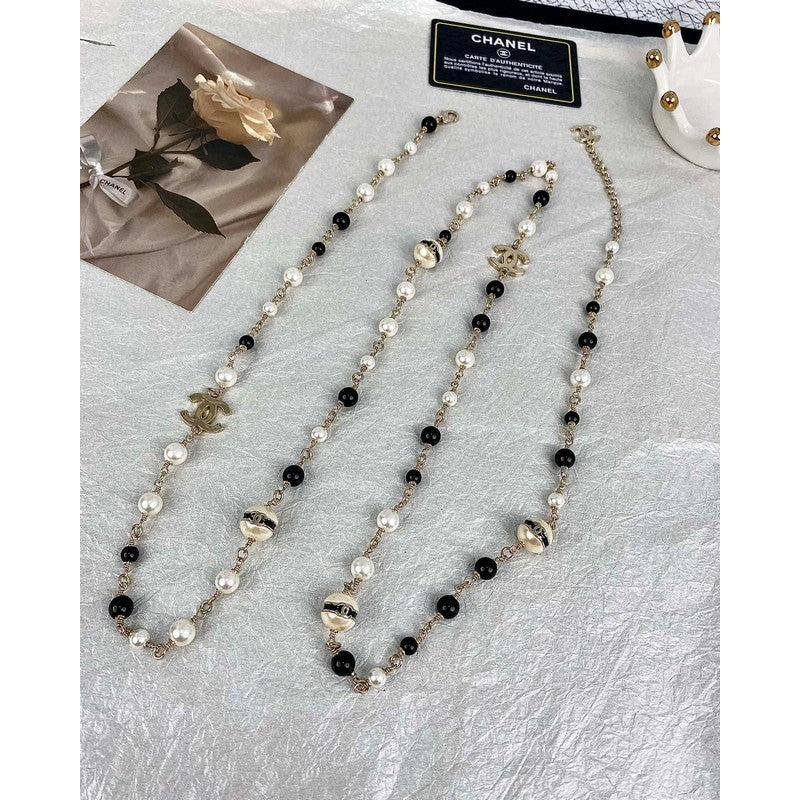 CC Black & White Beads Pearl Long Necklace