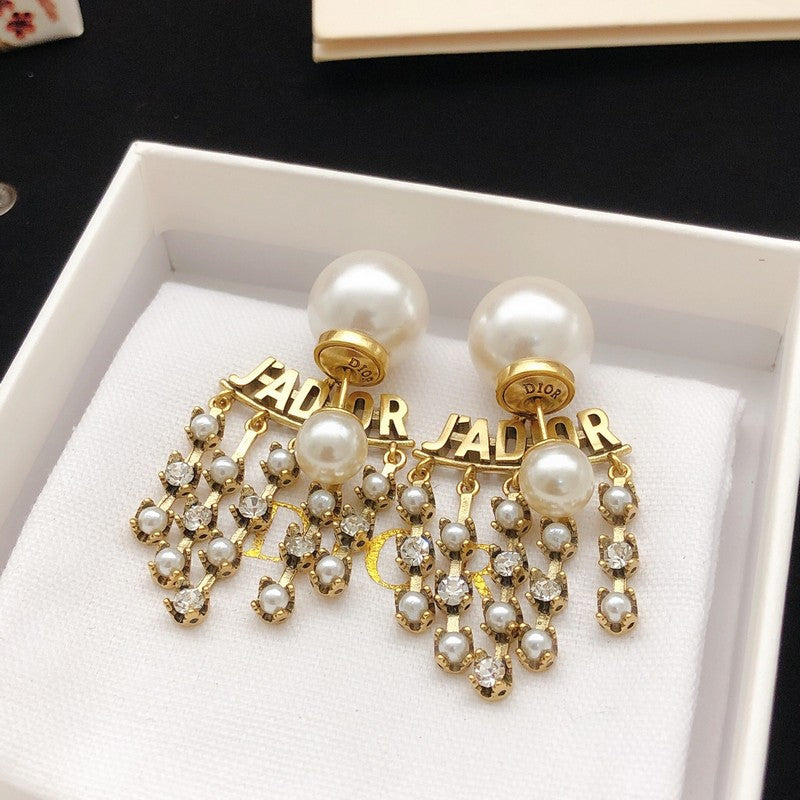 CD Tribales Tassel Pearl & Gold Earrings