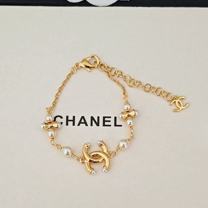 CC Pearl Gold Chain Bracelet