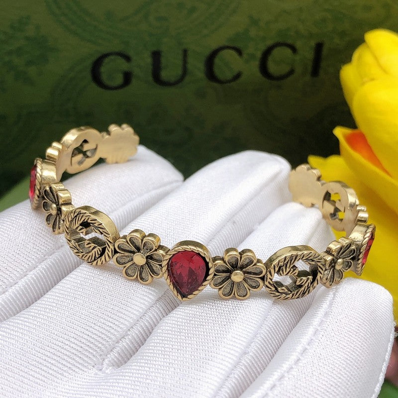 GG Vintage Red Crystal Flower Bracelet