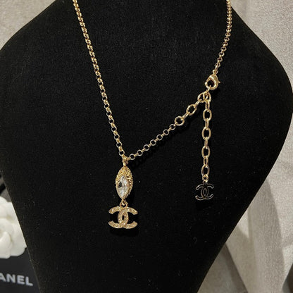 CC 26C Vintage Diamond Pendant Necklace