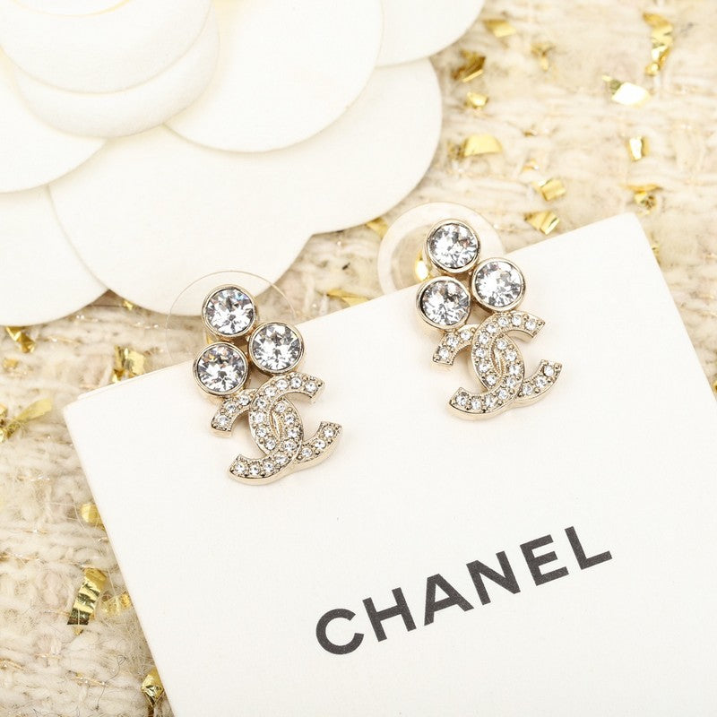 CC 23C Three Diamond Earrings