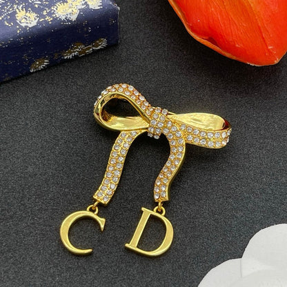 CD Bow Tie Diamond Gold Brooch