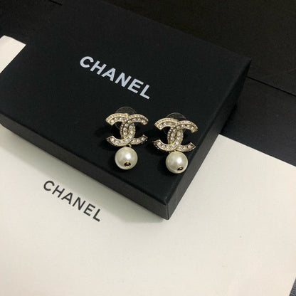 CC Classic Pearl Pendant Earrings