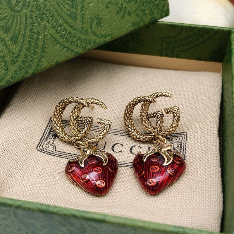 GG Strawberry Twist Earrings