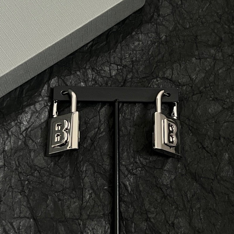 BB Lock White Gold Earrings