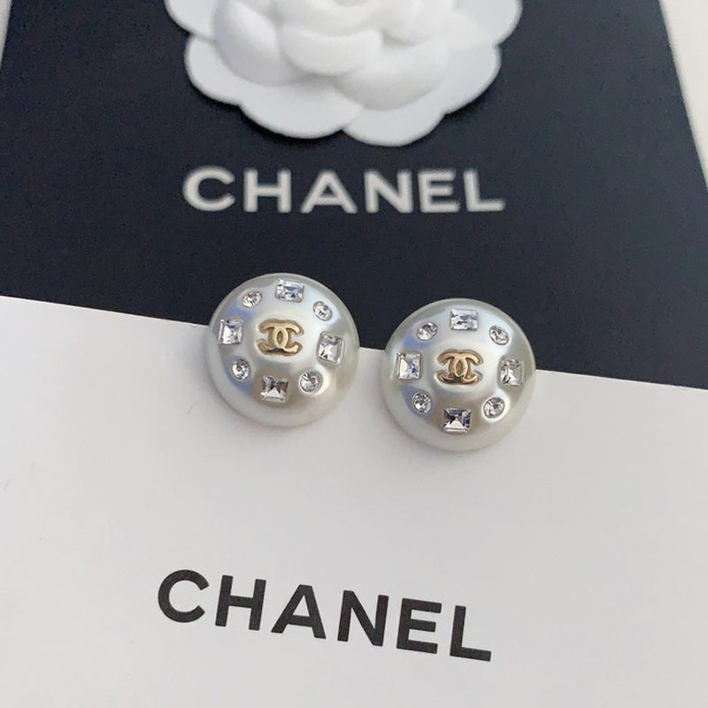 CC Pearl Round Crystal Earrings