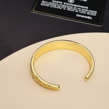 CC 2025 Vintage Cuff Bracelet