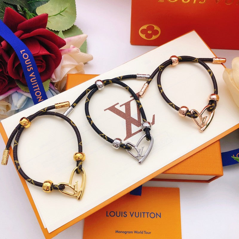 Louis Heart Charm Bracelet