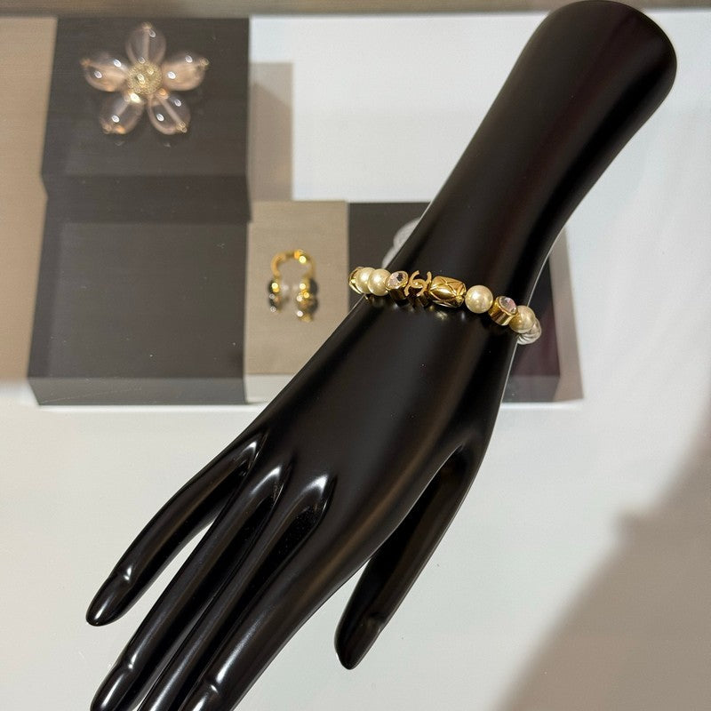 CC 26P Diamond Pearl Gold Bracelet