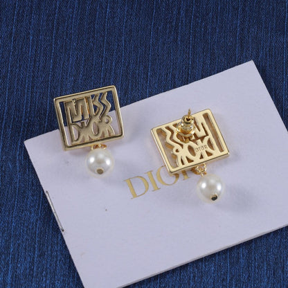 CD Miss Pearl Gold Earrings