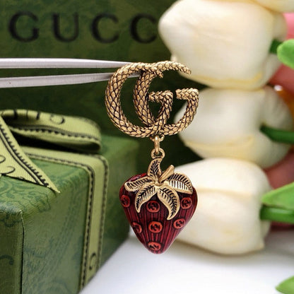 GG Strawberry Twist Earrings