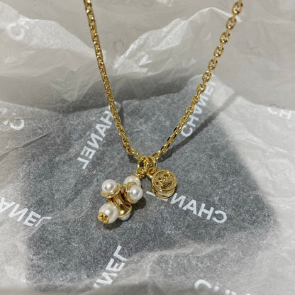 CC 26P Vintage Grape Pendant Necklace