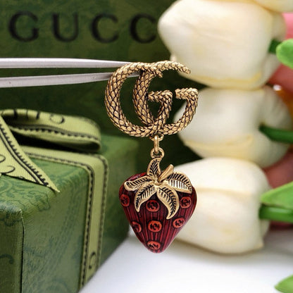 GG Strawberry Twist Earrings