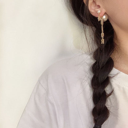 CD Tribales Star Pearl Earrings