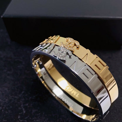 CC Letter Gold Bracelet