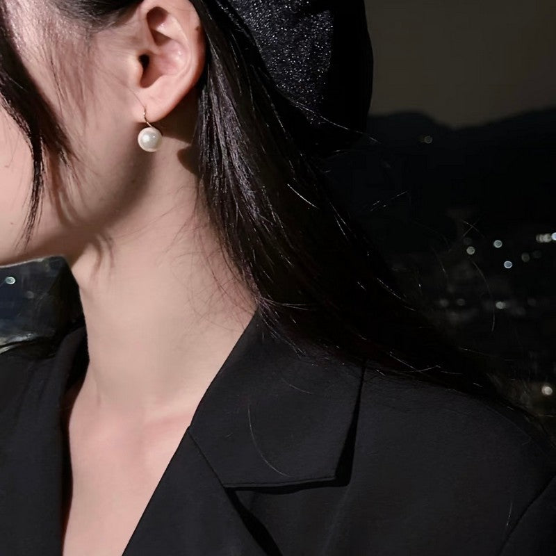 CD Pearls Brooch