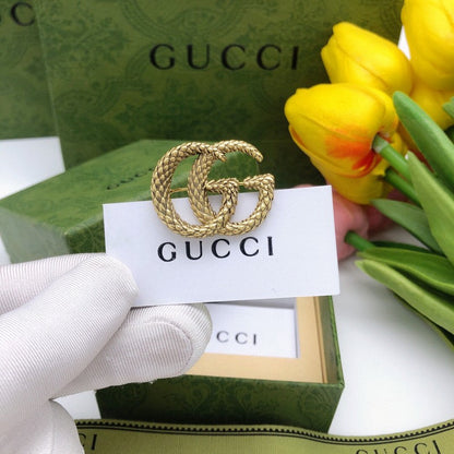 GG Vintage Gold Brooch