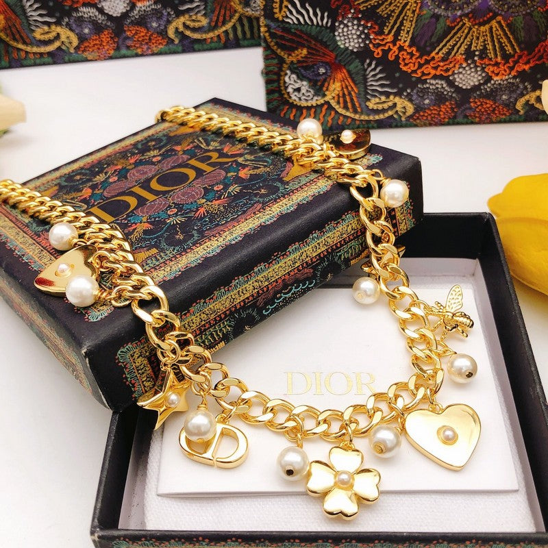 CD Star Pearl Gold Necklace