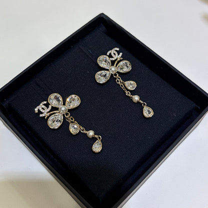 CC 26P Lucky Clover Crystal Long Earrings