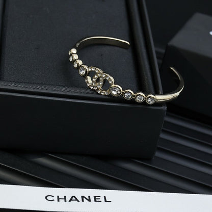 CC 25P Diamond Logo Bracelet