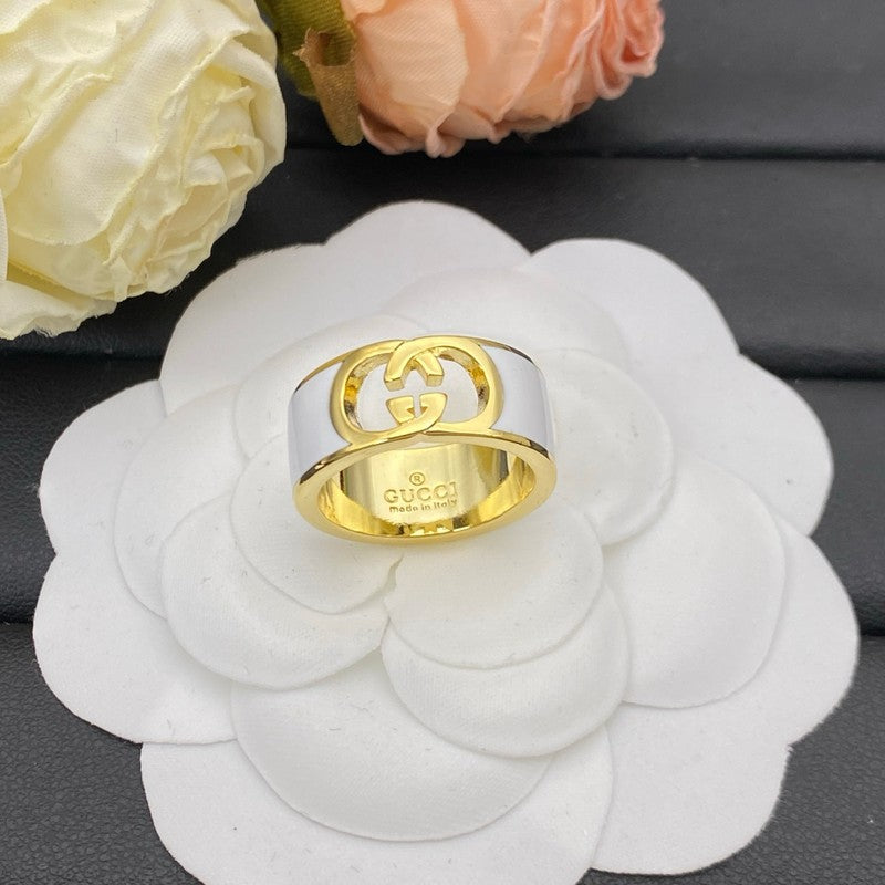 GG Color Yellow Gold Ring