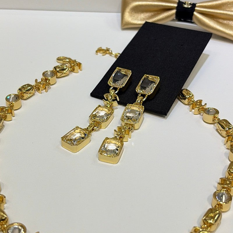 CC 26P Crystal Gold Earrings