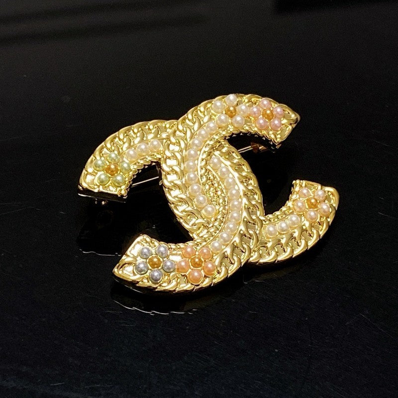 CC Pearl Gold Brooch