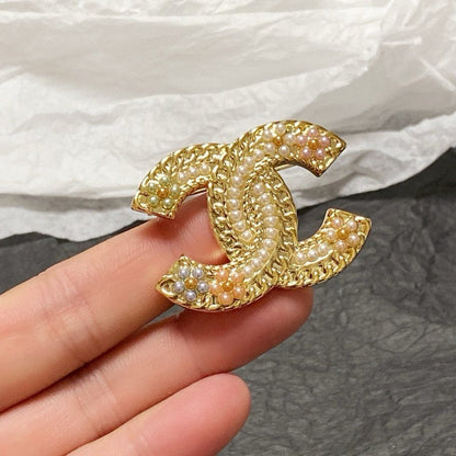 CC White & Pink Pearl Gold Brooch